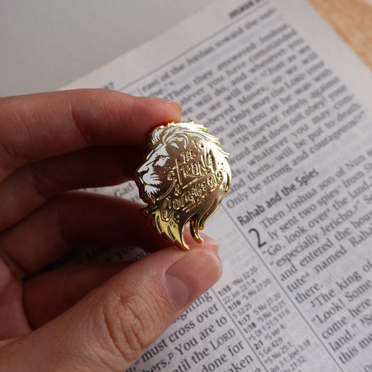 Joshua 1:9 (Lion of Judah) Gold Enamel Pin