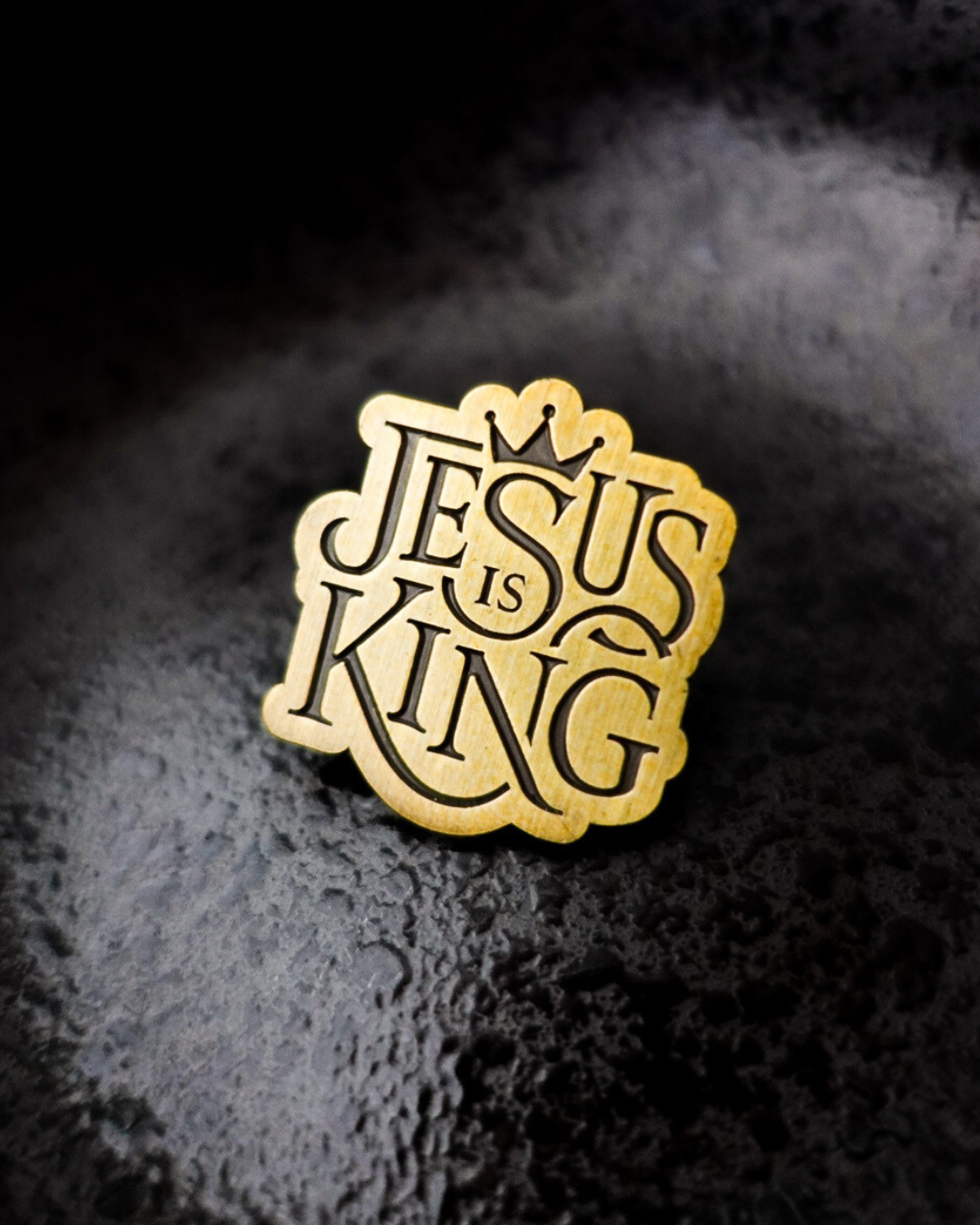 Revelation 19:16 (Jesus Is King) Antique Gold Enamel Pin